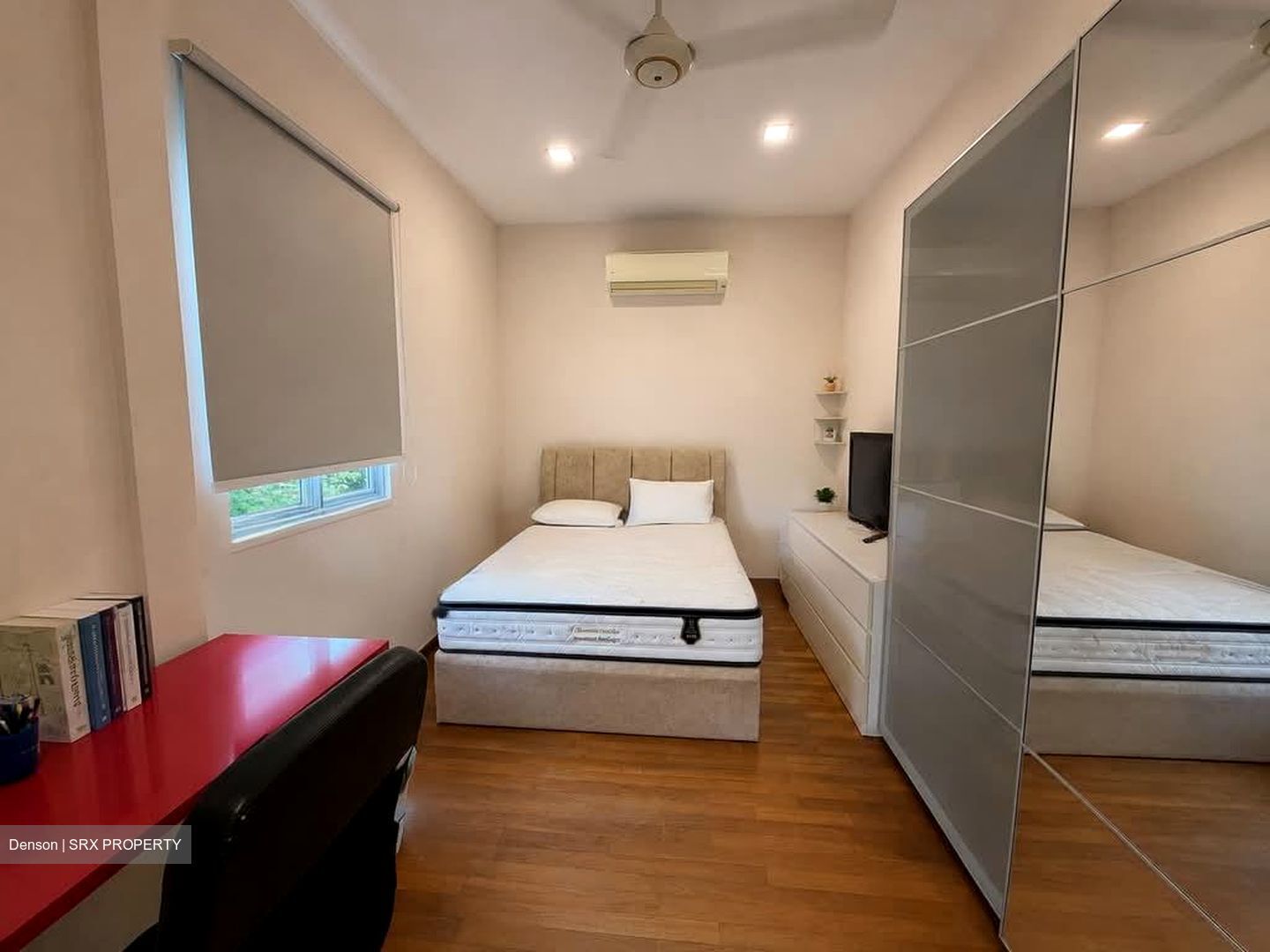 Sembawang Hills Estate (D20), Terrace #581338031